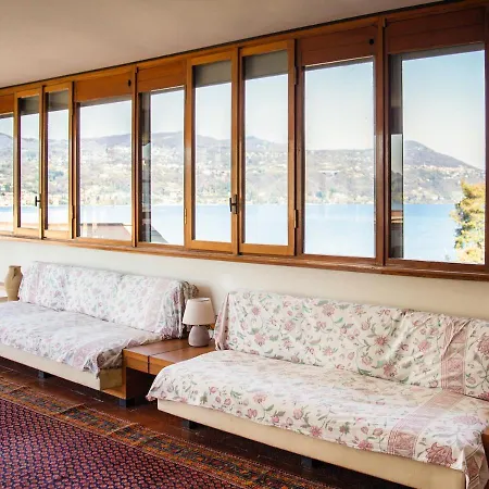 Attico 180° - With Stunning Lake View And Pool Apartment