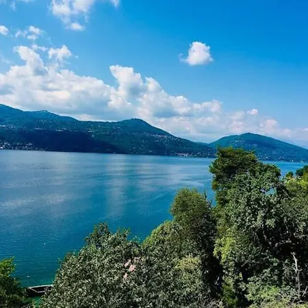 Attico 180° - With Stunning Lake View And Pool Apartment Angera