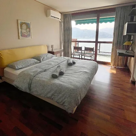 Apartment Attico 180° - With Stunning Lake View And Pool Angera